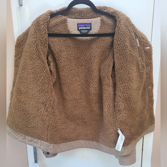 Patagonia Men's Maple Grove Deck Jacket, in Mojave Khaki - Picture 4 of 6